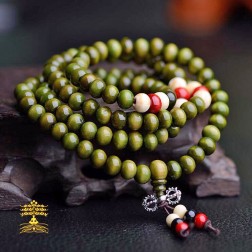 collier tibétain Mala en bois verveine 108 perles